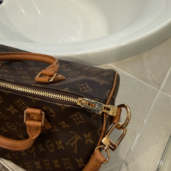 LV Boho Monogram - Picture 2 of 8